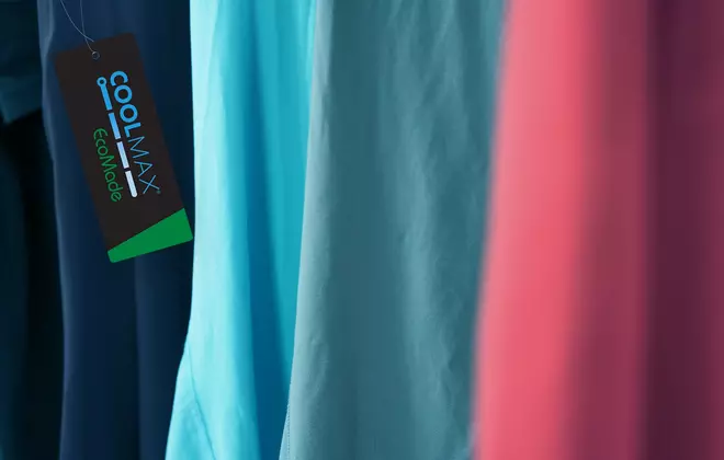 Order free hangtags or request a trademark license agreement to leverage the value of COOLMAX® brand to drive sales.